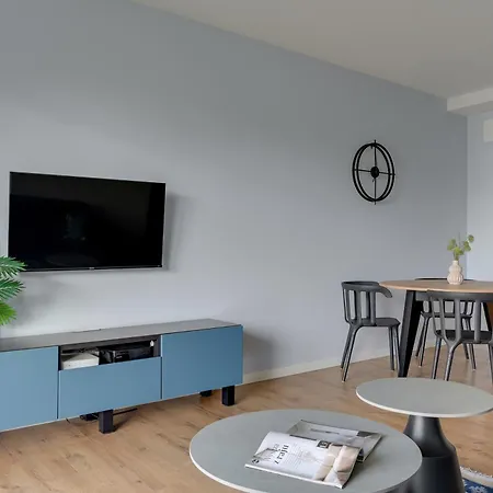 Nadmorze Seaside With Parking By Lion Gdaňsk