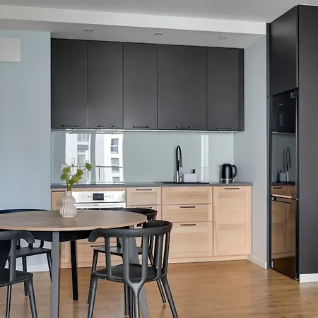 Apartment Nadmorze Seaside With Parking By Lion