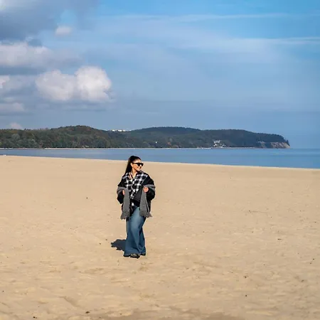 Nadmorze Seaside With Parking By Lion Daire