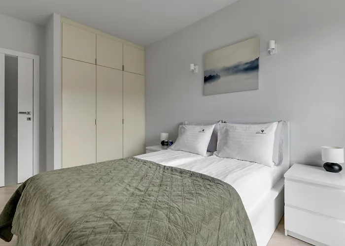 Nadmorze Seaside With Parking By Lion *