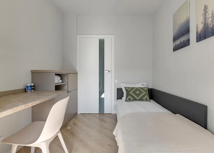 Nadmorze Seaside With Parking By Lion Daire Gdansk