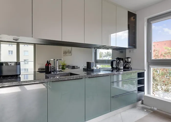 Nadmorze Seaside With Parking By Lion グダニスク