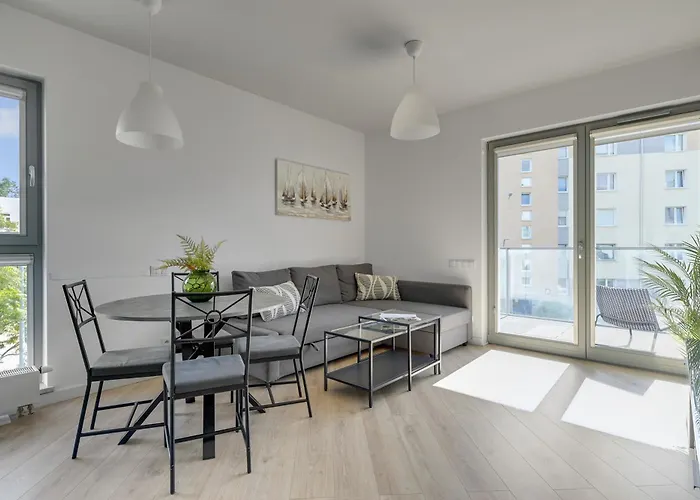 Nadmorze Seaside With Parking By Lion * グダニスク